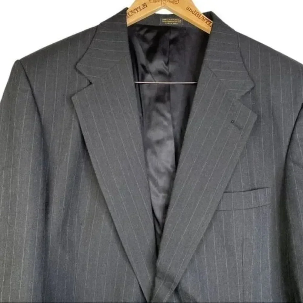 BARRINGTON MEN'S BLACK LINED PINSTRIPE SUIT JACKET 44R-NICE!